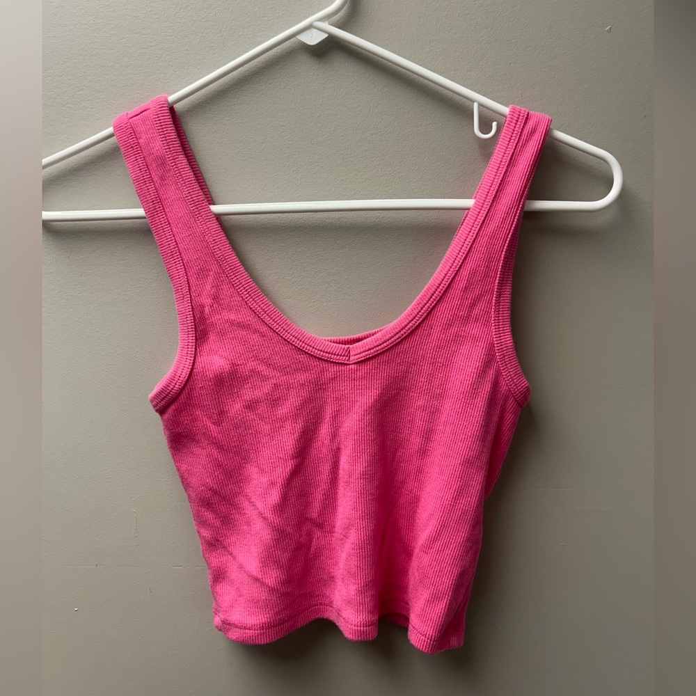 Garage‎ Women’s Pink Cropped Ribbed Tank Top